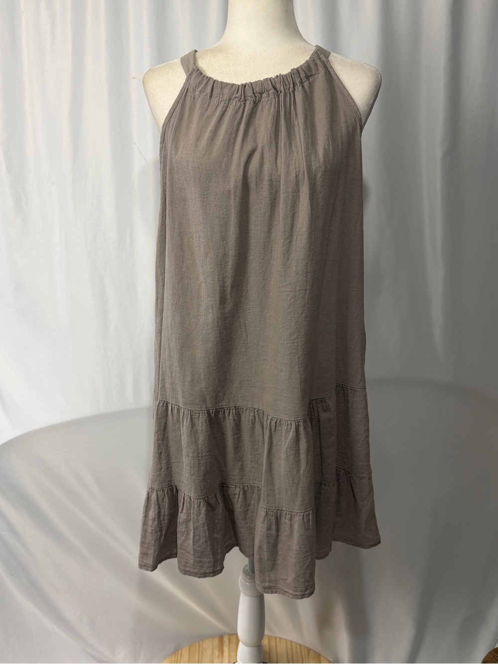 NWT Bellambra Taupe Italian Linen Tiered Halter Dress Size M